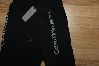 Pánske teplákové kraťase Calvin Klein - 2