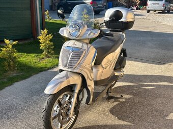 Aprilia Scarabeo 200 - 2