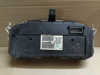 tachometer Renault Megane II 8200399693 30€ - 2