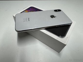 iPhone XS Max 64 GB – BIELY - 2