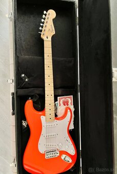 Squier by fender stratocaster - 2