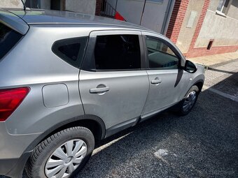 Nissan Qashqai - 2