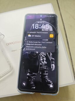 Oppo find n2 Flip - 2