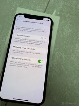 Apple iPhone X 64Gb - 2