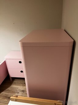 Nábytok IKEA Busunge ružový + stôl FLISAT - 2