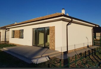 Na predaj novostavba 4 izboveho rod. domu v Borčiciach - 2