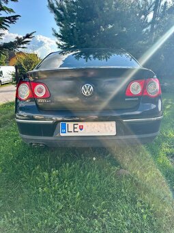 Rozpredám na náhradné diely passat B6 - 2