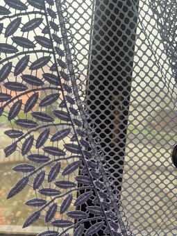 Hotová záclona . - 2