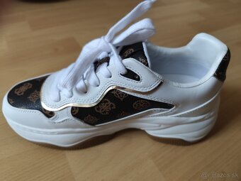 Dámske botasky značky Guess, č. 39 - 2