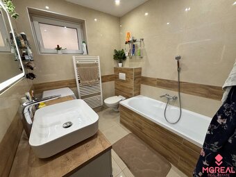 Rodinný dom Topoľčany / novostavba - 2