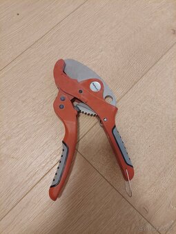 Nožnice na plastové rúrky Fortum - 2