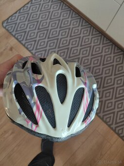 Predam cyklistické prilby - 2