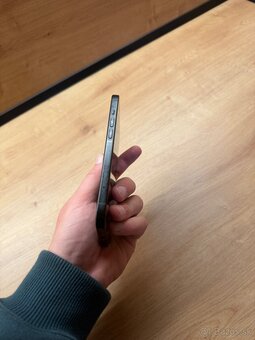 iPhone 15 128 GB - 2