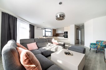 Luxusný 4-izbový byt, prenájom, 120 m2, Pri plavárni, Košice - 2