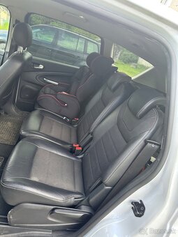 Predám Ford s max 2l automat 2011 - 2