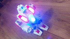 Predam interaktivneho robota - 2