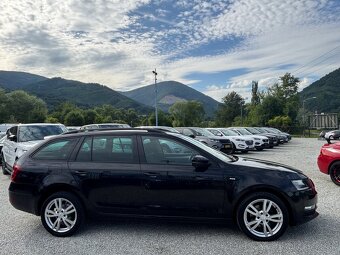 Škoda Octavia Combi 2.0 TDI Drive DSG - 2