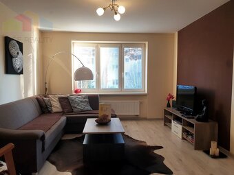  Na prenájom moderný zariadený 2-izbový byt po kompletnej  - 2