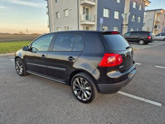 Predám Volkswagen Golf 5 1.9 TDI 66kw r.v 2006 - 2