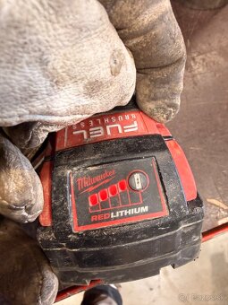 Milwaukee aku flex - 2