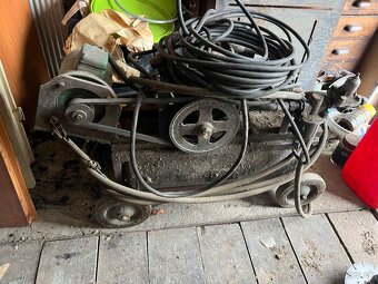 miešačka - kompresor - pohovka - 2