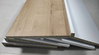 Predám drevené parapety Egger biele - 2