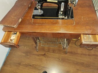 Šijací stroj - 2