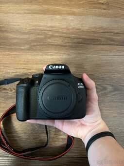 Canon EOS 2000D - 2