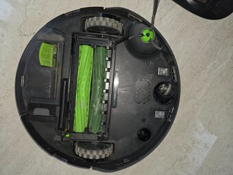 Predám robotický vysávač IROBOT Roomba J7+ - 2