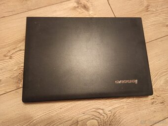 Lenovo IdeaPad – 15,6" notebook, funkčný - 2