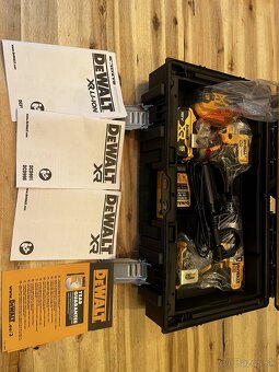 DeWALT DCK276P3 18V Súprava aku náradia - 2