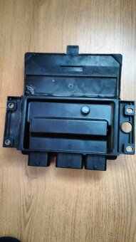 Riadiaca jednotka motora a automatickej prevodovky - 2