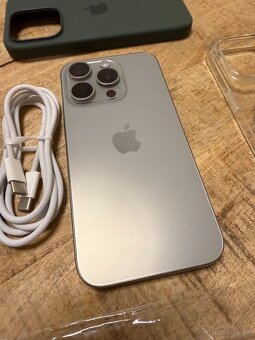 Apple iPhone 15 Pro 128GB Natural Titanium - 2