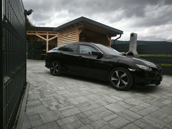 Predám auto Honda Civic 1.5 VTEC Turbo benzín - 2