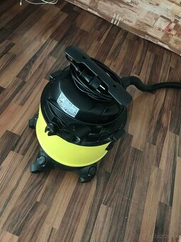 Vysávač Parkside - 2