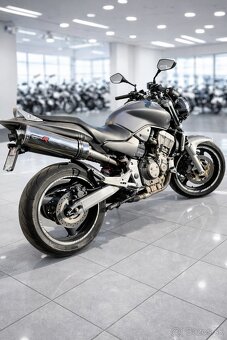 HONDA HORNET CB900F - 2