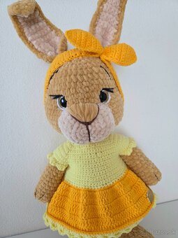 Novy háčkovany Zajko - 2