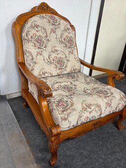 Starožitné kreslo - 2