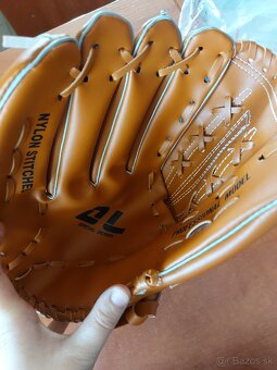 Nova baseballova lapacka - 2