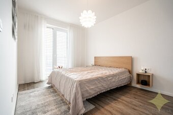 Ponúkam na prenájom dvojizbový byt s garážovým státim v poly - 2