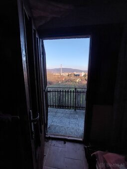 Zl.Moravce na predaj murovaná chatka so záhradou a vinicou - 2