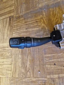 KIA SORENTO 02-09 PACKY SMEROVIEK STIERACOV
- 2
