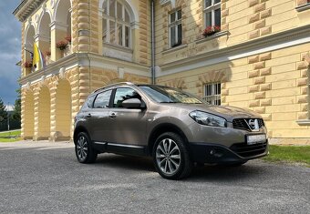 Nissan Qashqai 1,6 benzín 84 kW, naj. 111 300 km, r.v. 2010 - 2
