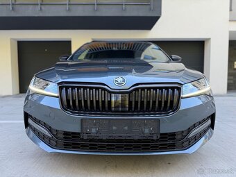Škoda Superb Combi 2.0 TDI SCR Sportline DSG - 2