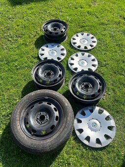 Plechové disky puklice - 2