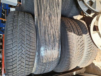 225/55  R17 101V zimné - 2