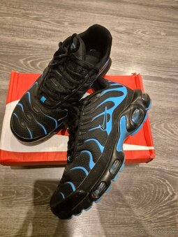 Predam skoro nove Nike TN - 2