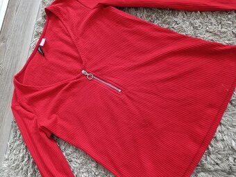 Červené tričko - 2