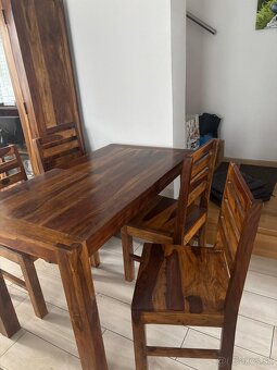 Stôl a stoličky - 2