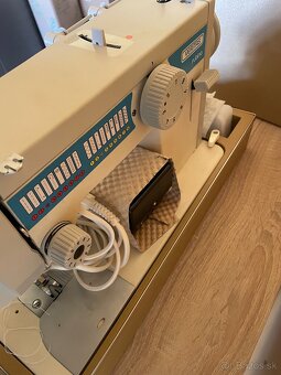 Šijací stroj VERITAS Rubina 1390 + stolík - 2